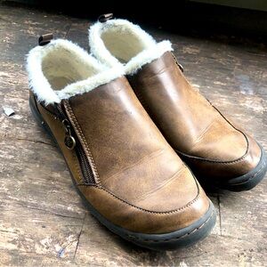 JSport by Jambu Shoes Womens Brown Leather Slip On Loafer Size 8M